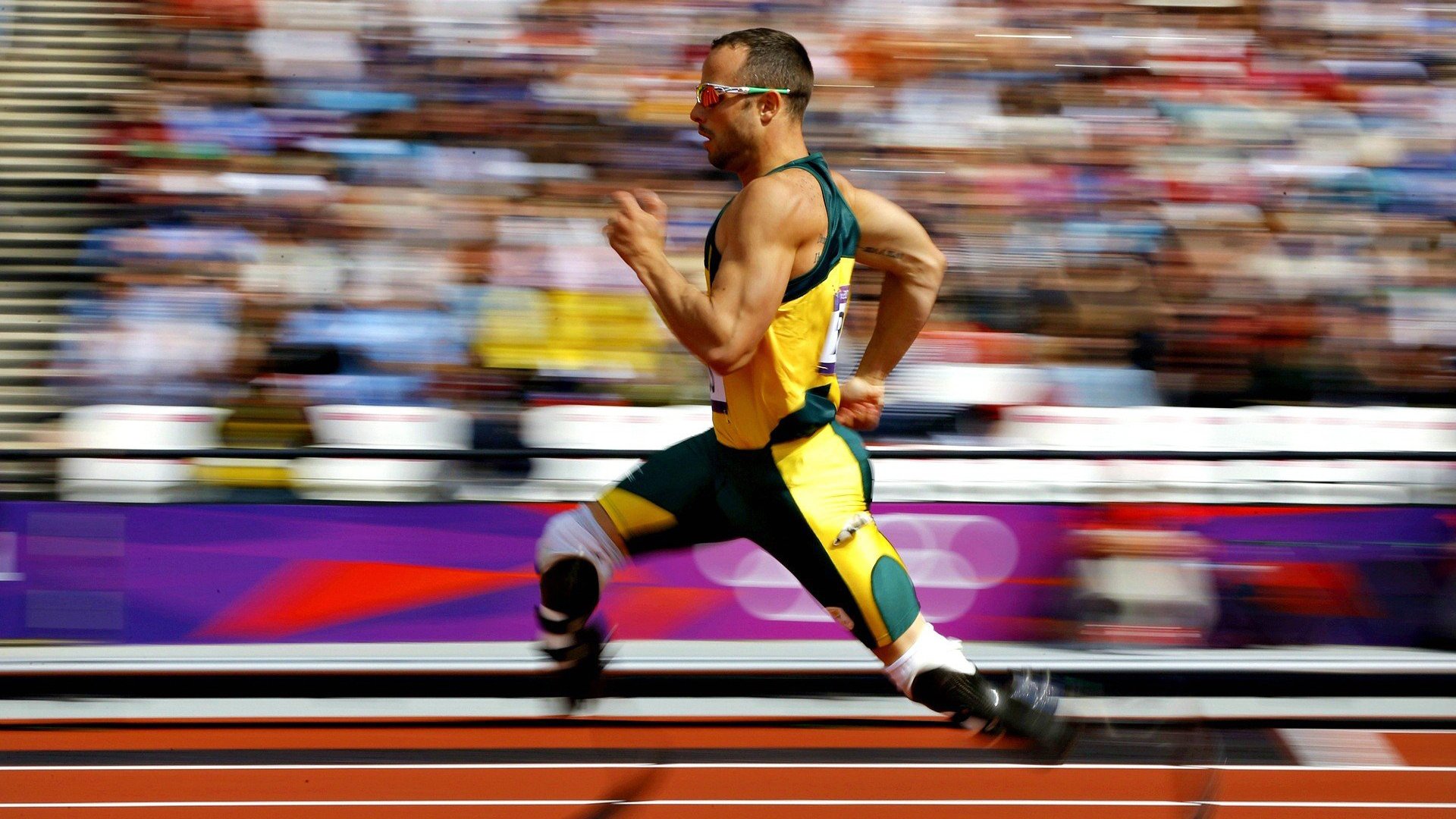 独行侠对阵雄鹿，西亚卡姆关键回合不手软，一剑封喉定乾坤