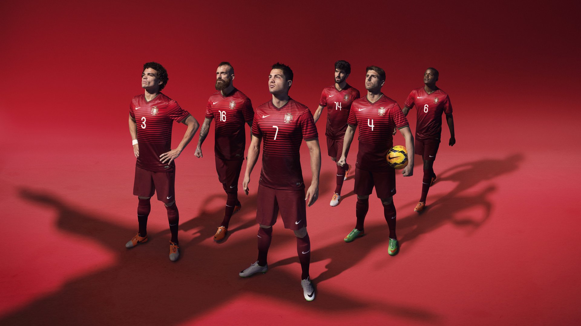 街道赛之夜，阿坎吉的完美风暴如何让F1悬念提前终结